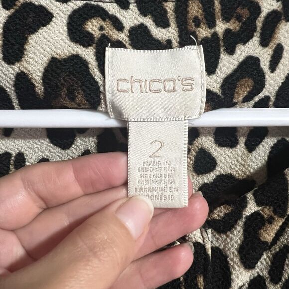 Chico’s Women Lace Up Animal Print Cheetah Flutter 3/4 Sleeve Blouse 2 (US L) - Picture 5 of 7